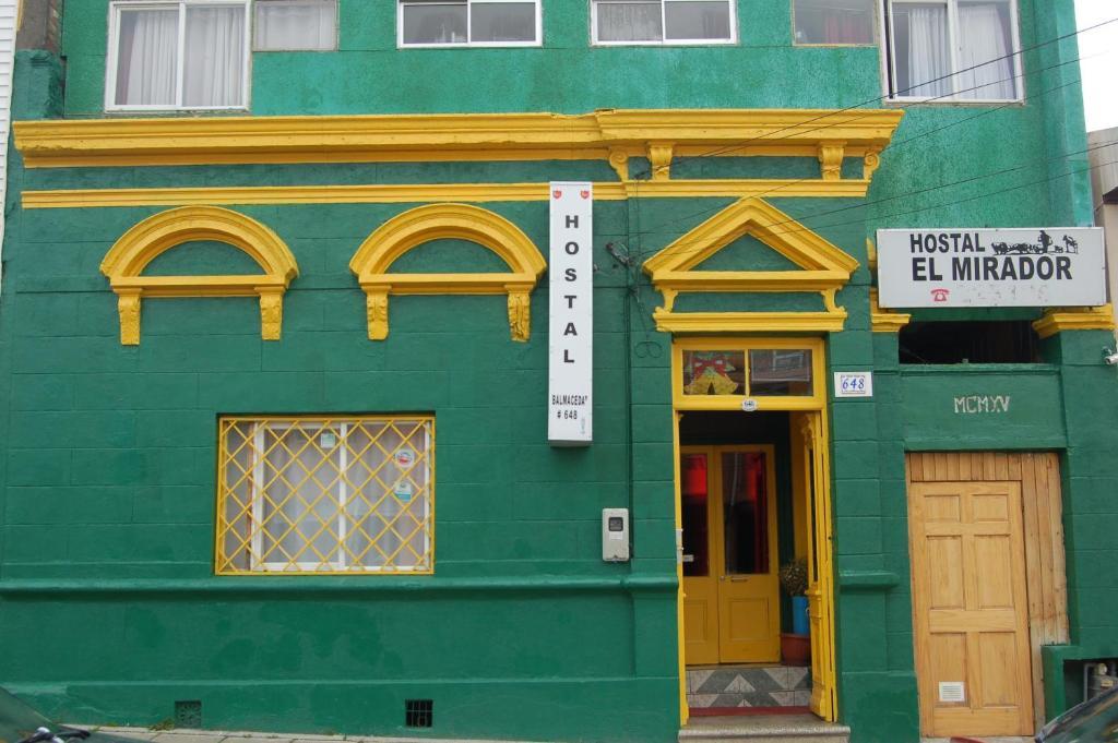 Hostal El Mirador Punta Arenas Ngoại thất bức ảnh