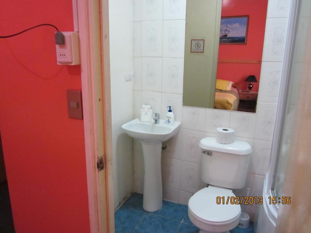 Hostal El Mirador Punta Arenas Ngoại thất bức ảnh